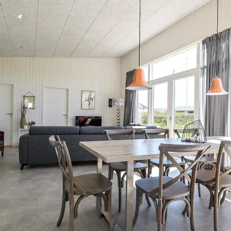 Feriehus 8 Person In